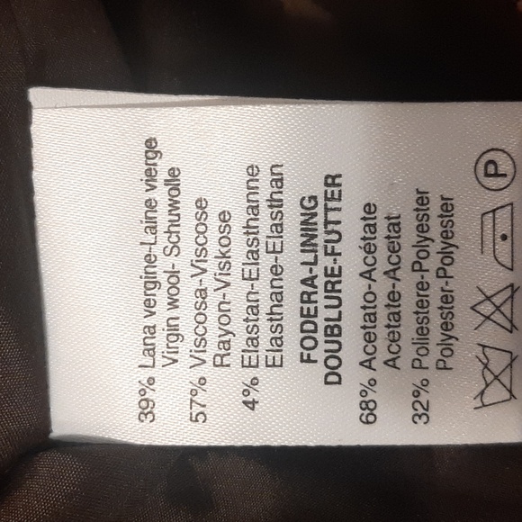 Kulson blazer I'm not sure about the color it's looks like rusty orange or light - Picture 11 of 12